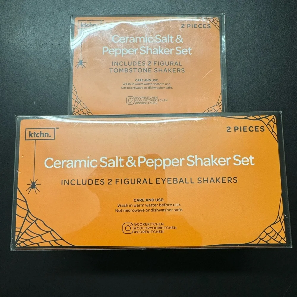 2 Gravestone and Evil Eyes Salt and pepper shakers Halloween